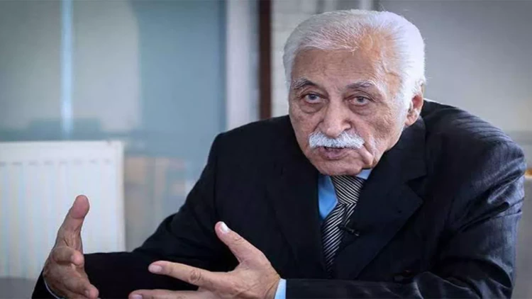 Qarabağlı Yavuz Bülent Bakiler vəfat etdi