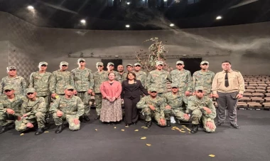 Gənc Tamaşaçılar Teatrında “İnanıram” monotamaşası nümayiş olunub - FOTO