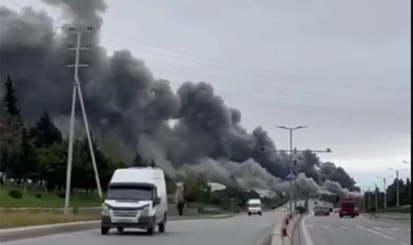 Abşeronda anbarda baş verən yanğın məhdudlaşdırılıb - YENİLƏNİB