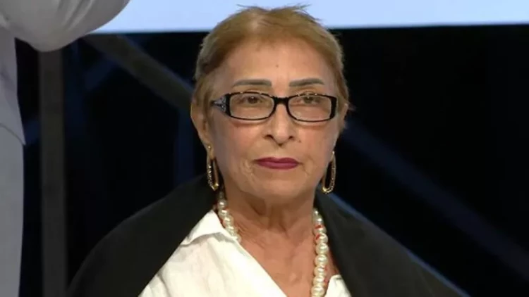 Xəstəliyinə görə avtomobilini satdı - VİDEO