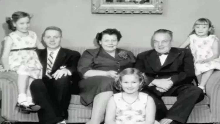 67 il əvvəl müəmmalı şəkildə yoxa çıxan ailənin sirli HEKAYƏSİ - FOTOlar