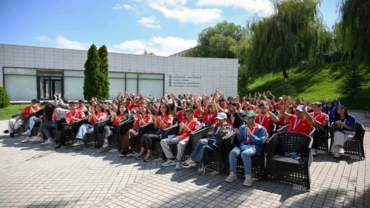“Gənclərin Liderlik Akademiyası – 4” düşərgəsi yekunlaşdı - FOTO