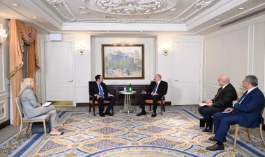 İlham Əliyev Conatan Qrey ilə görüşüb - VİDEO - FOTO