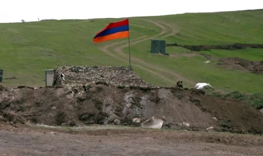 Ermənilər sərhədimizə yaxın yeni qüvvə yerləşdirdi - FOTO