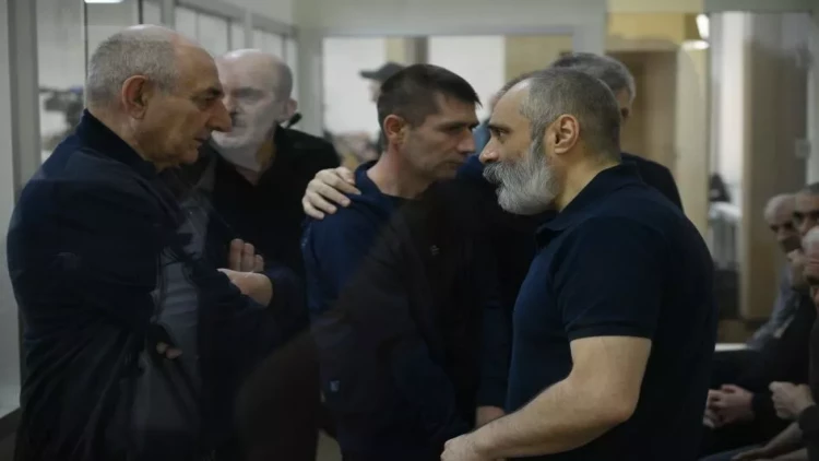 Məhkəmədə Xocalı soyqırımı, Qarakənd faciəsi və digər cinayətlərlə bağlı sənədlər elan edilib - FOTO