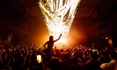 Bakıda məşhur gecə klubunun fəaliyyəti dayandırıldı - FOTO