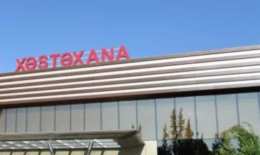 Sabiq nazir KOMAYA DÜŞDÜ - FOTO