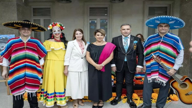 Milli İncəsənət Muzeyində Meksikanın ənənəvi “Ölülər günü” bayramına həsr olunmuş tədbir keçirilib - FOTO