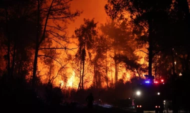 Türkiyə fəlakətlə üz-üzə - Hotellər təxliyə edildi