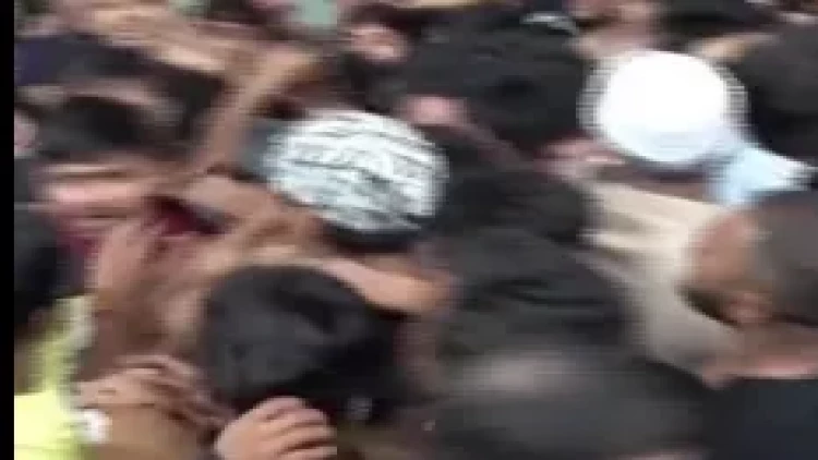 iPhone 17 almaq üçün növbədə DAVA - polislər gəldi - VİDEO