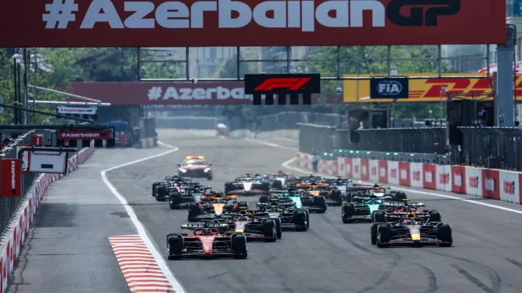 Formula 1 bu gün start götürür - VİDEO