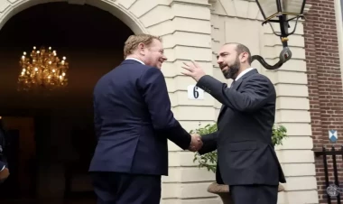 Bu ölkə ermənilərə 14 milyon avro ayırdı