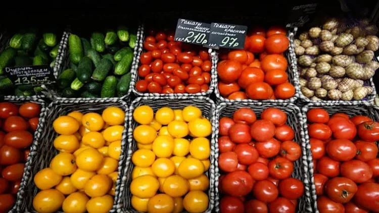 Eyni məhsul, fərqli qiymət – Bazarlarda bahalaşmanın səbəbi nədir?