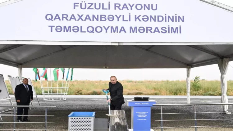 Prezident yeni salınacaq Qaraxanbəyli kəndinin təməlini qoyub - VİDEO - FOTO