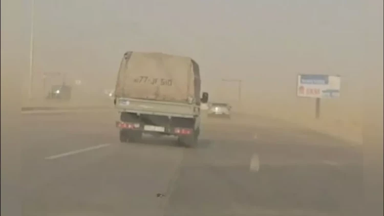 Güclü külək təhlükəsi: Yol polisindən sürücülərə və piyadalara XƏBƏRDARLIQ