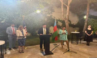 Birləşmiş Ştatlar sülh prosesində Azərbaycan və Ermənistana kömək etmək öhdəliyinə sadiqdir - FOTO