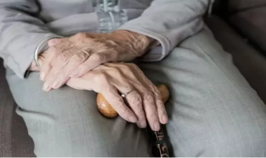 90 yaşlı qadın faciəvi şəkildə öldü