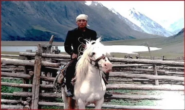 Səssiz qətllər: Rusiyada türk dilləri necə məhv edilir