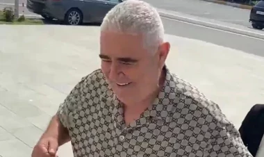 “Şərurlu İsfəndiyar” həmişə geyindiyi köynəyin qiymətini açıqladı