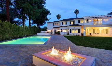 Məşhur aktyor xanımının vətənində 23 milyona VİLLA aldı - FOTO