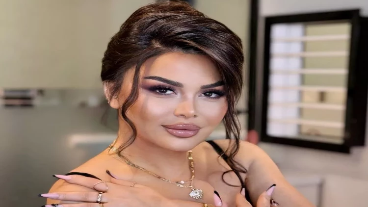 Qumralın makiyajsız halı müzakirələr yaratdı - VİDEO