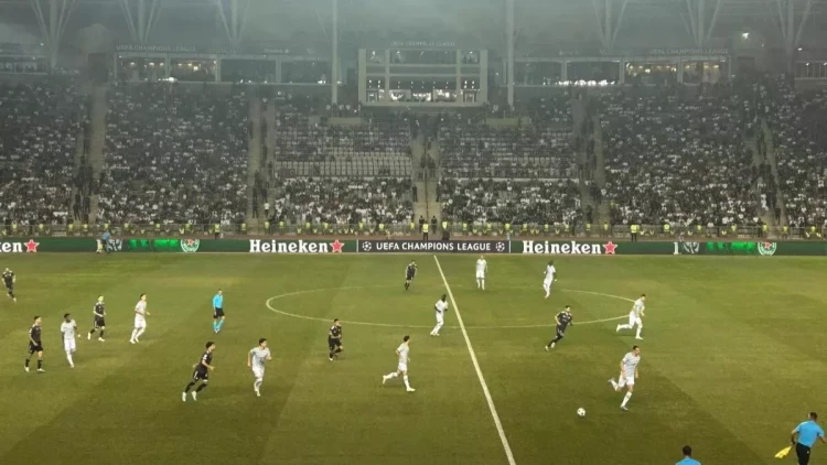 Azarkeşlər tarixi uğuru belə qeyd edir - VİDEO