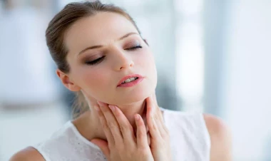 Boğaz ağrısı zamanı uzaq durmalı olduğunuz qidalar