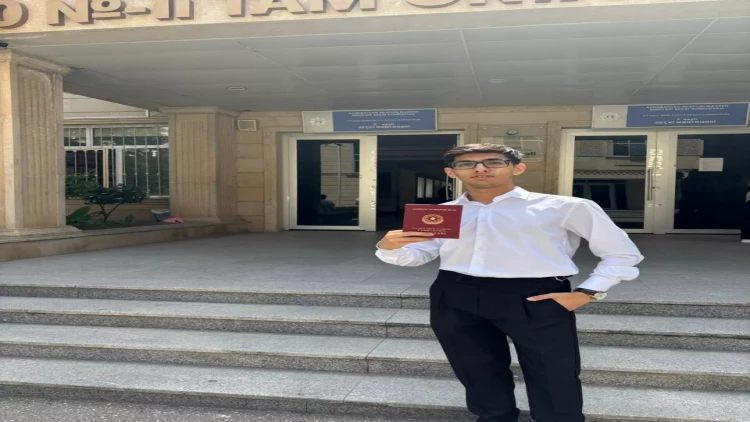 Sabunçu rayonunda yüksək bal toplayanlar arasında yaşca ən kiçiyi - 16 yaşlı Murad - FOTO