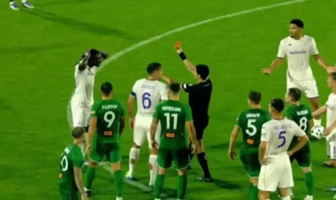 Əliyar Ağayev Moyze Kini meydandan qovdu - VİDEO