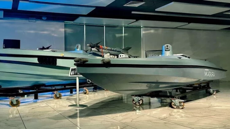 Beş elit rusiyalı dalğıc QUR-un dəniz dronunu sudan çıxarmağa çalışdı və…