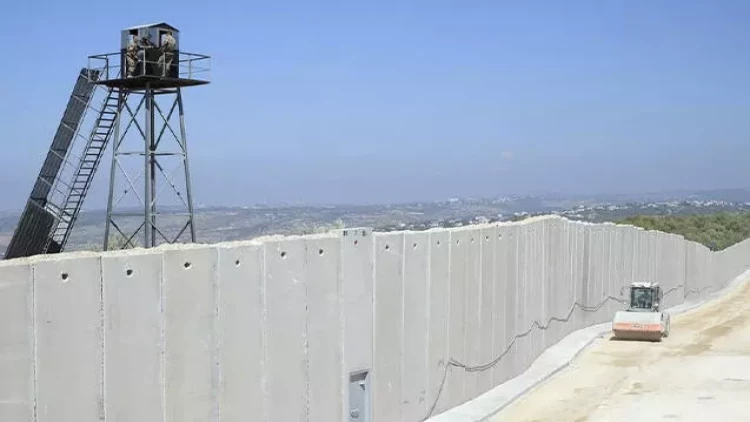 İran bu ölkələrlə sərhədə 130 kilometrlik divar çəkdi