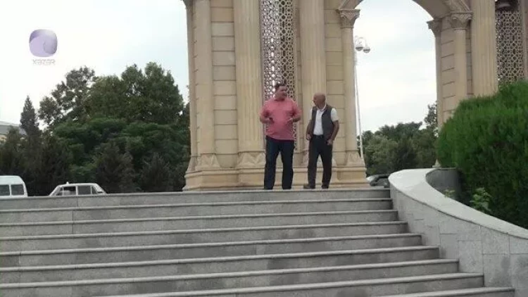 Taksi sürücüsü dələduzların torundan necə çıxdı? - təfərrüat - VİDEO