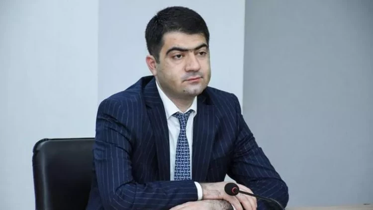 Başçını ittiham edən qohumu barədə qərar verildi