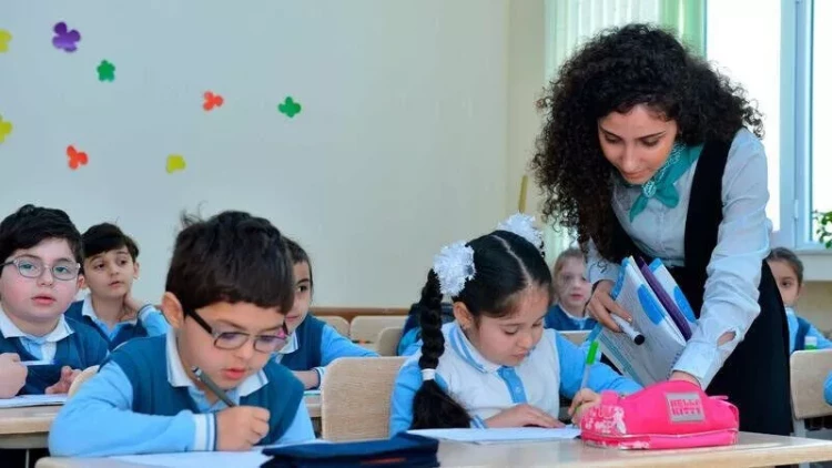 Müəllimlik ixtisaslarında təhsil haqları nə qədər bahalaşıb? - QİYMƏTLƏR