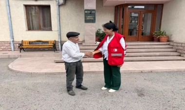 Xankəndidə qalan erməniəsilli sakinlərə baş çəkilib - FOTO