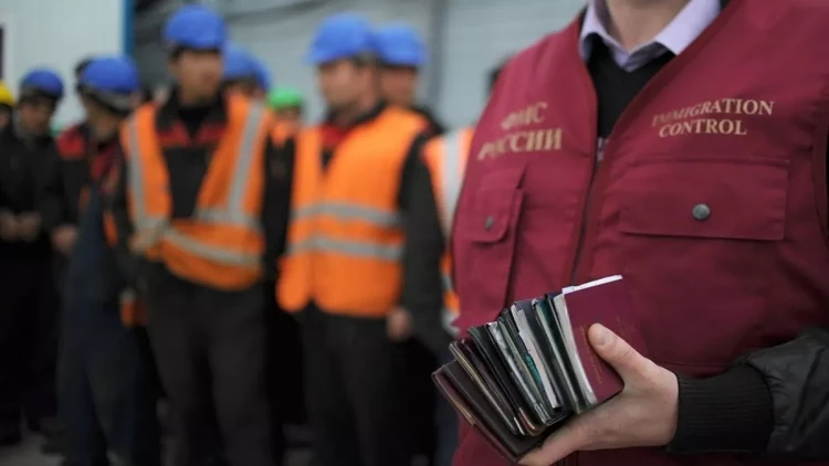 30-dan çox azərbaycanlı Rusiyadan deportasiya olundu