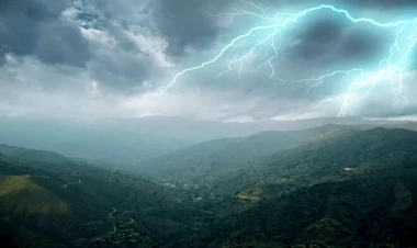 Son iki ayın ən güclü maqnit qasırğası başa çatdı