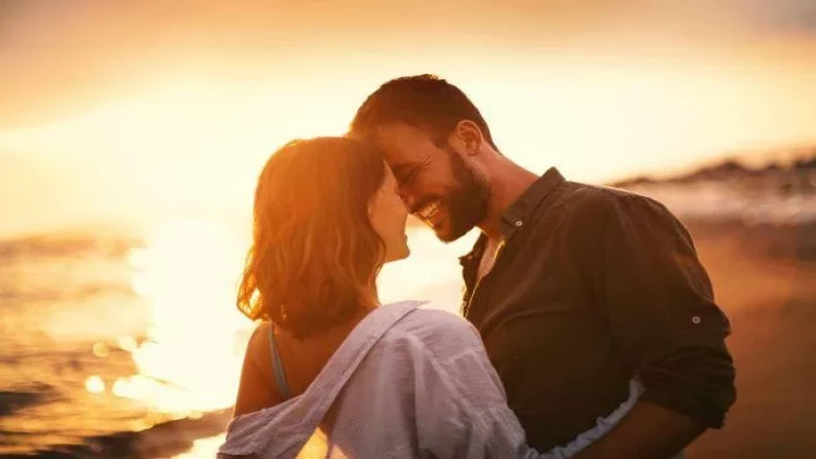 Qadınla ilk görüşdə verilməli olan suallar