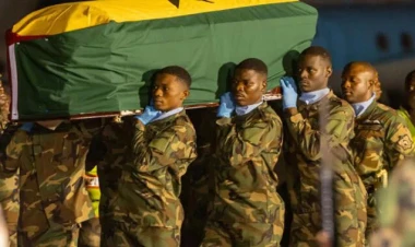 Nazirlərin öldüyü təyyarə qəzasına görə matəm elan edildi