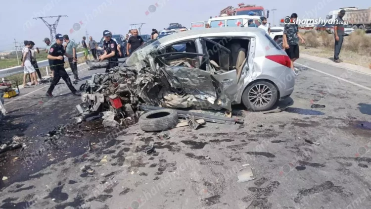 Ermənistanda hərbçilər qəzaya düşdü - 1 ölü, 3 yaralı