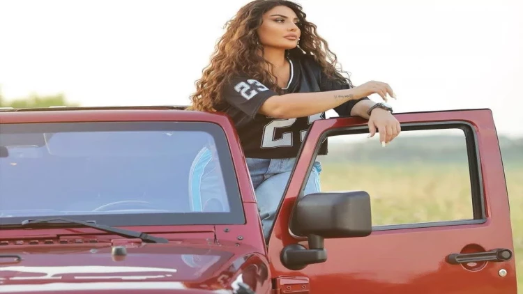 Şəbnəmin bahalı maşın KOLLEKSİYASI: nömrəsi avtomobil qiymətinə... - VİDEO