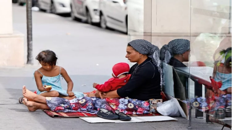 Dilənçinin 1 günlük qazancı: 3000 manat... - FOTO