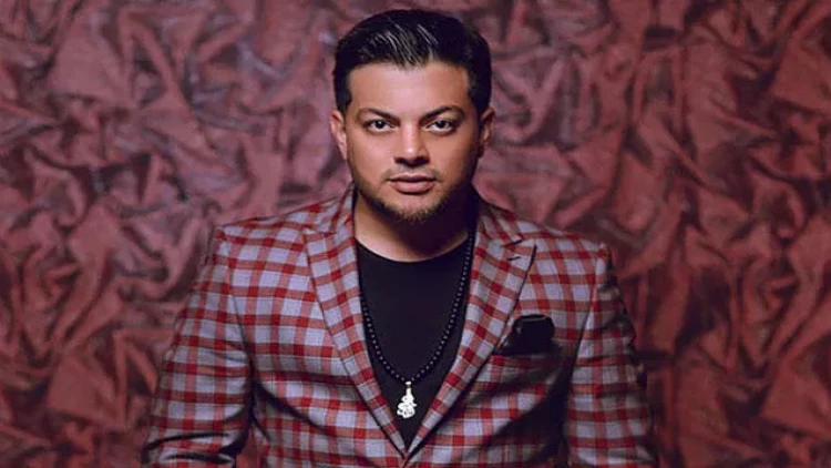 İlk dəfə oğlunun FOTOsunu paylaşdı