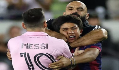 Messinin mühafizəçisi matçlardan uzaqlaşdırıldı