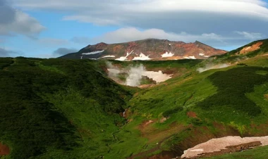 Zəlzələdən sonra Kamçatkada vulkanlar oyanıb