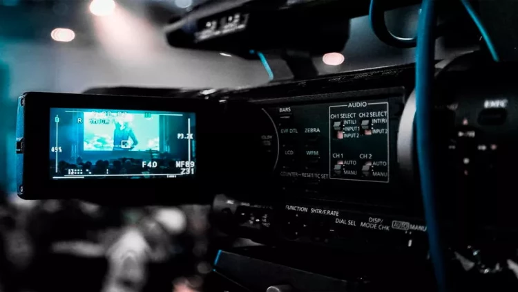 2 avqust Azərbaycan Kinosu Günüdür