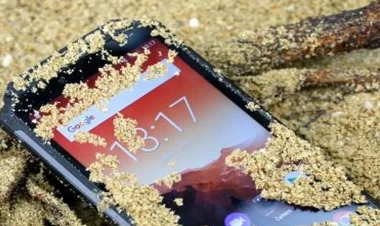 Su və dəniz macərası üçün ən yaxşı smartfonlar