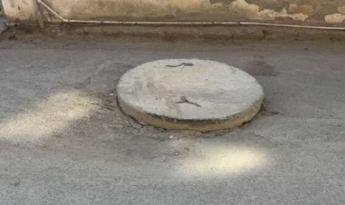 Xırdalanda kanalizasiya quyularına dəmir əvəzinə daş 