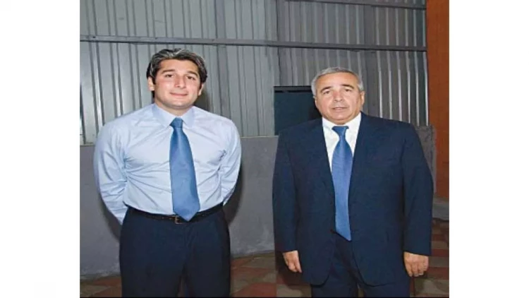 İsgəndər Xəlilovdan xəbər var: Ailəsi ilə bu ölkədədir