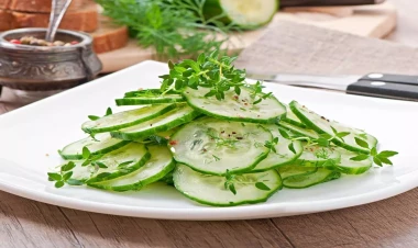 Yayda ən çox yeyilən salat zəhərə çevrilə bilər - DİQQƏT